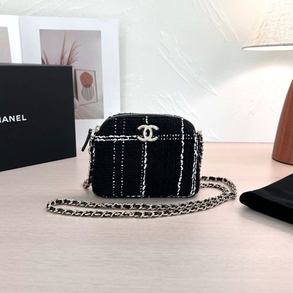 Chanel Women Pre-Loved Bag Very Good Condition